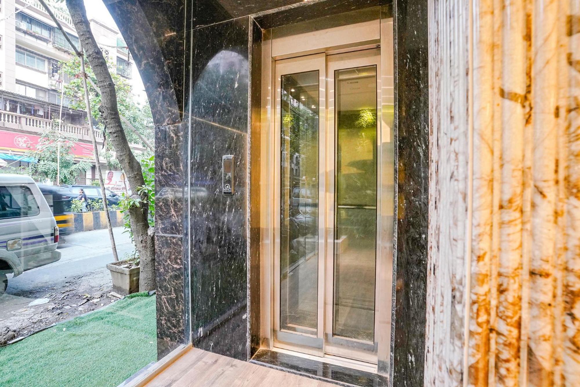 Fabhotel Peralz - Nr Boriwali Station Hotel Bombaj