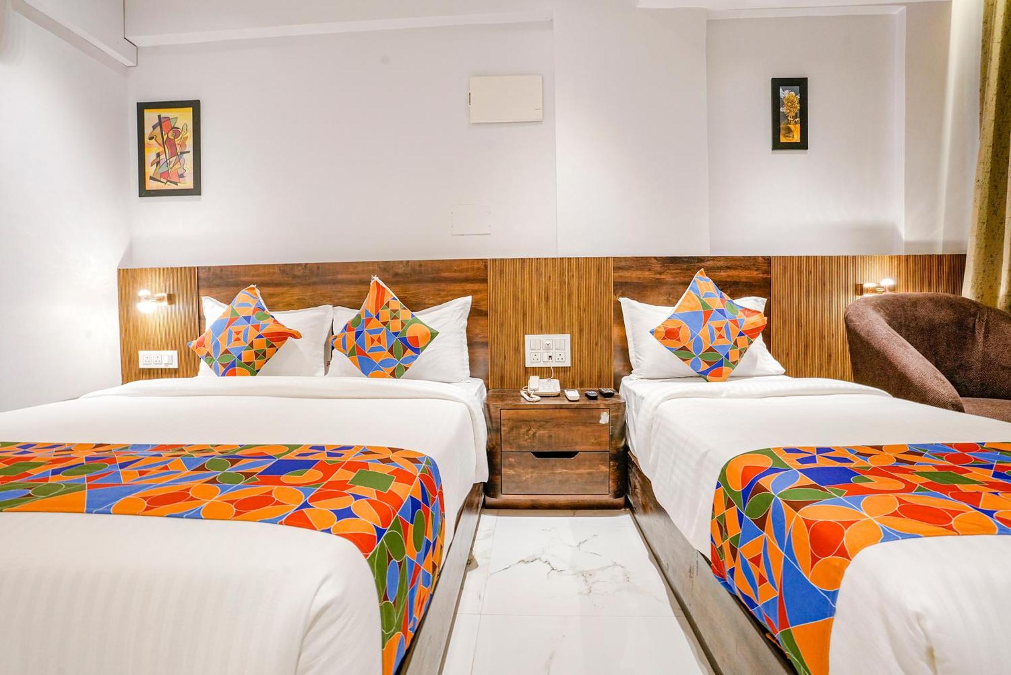 Fabhotel Peralz - Nr Boriwali Station Bombaj