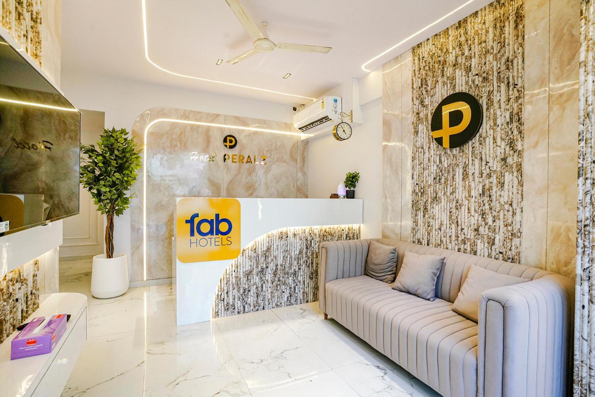 Fabhotel Peralz - Nr Boriwali Station Bombaj